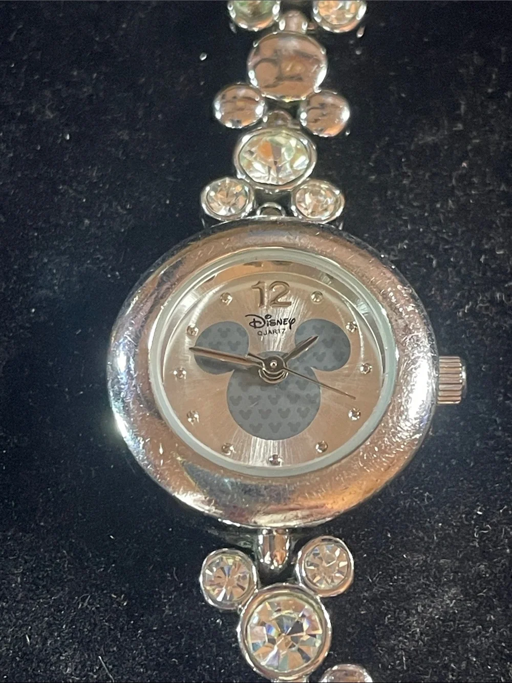 Mickey Mouse Ladies bracelet watch new battery